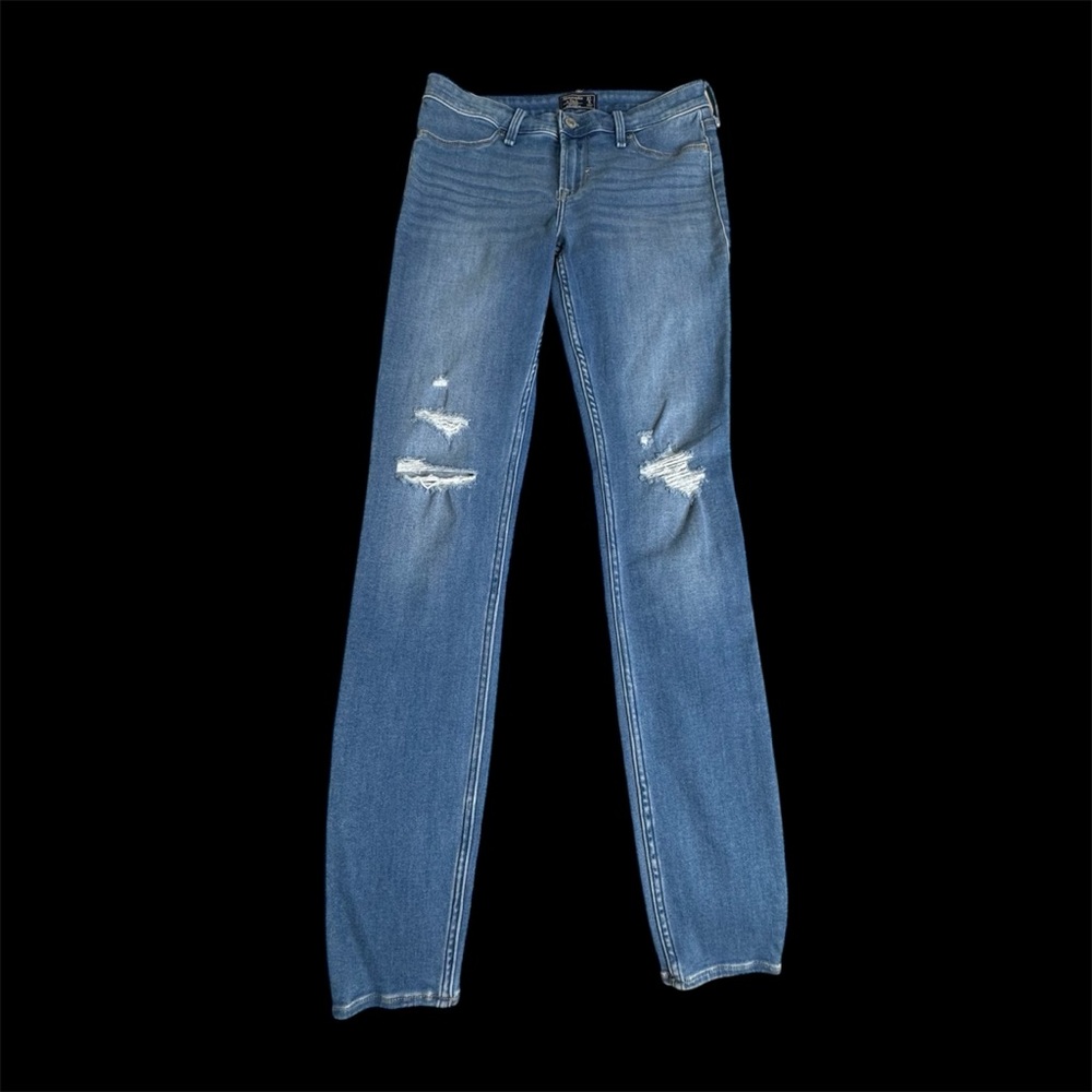 Abercrombie & Fitch Blue Distressed Skinny Jeans
